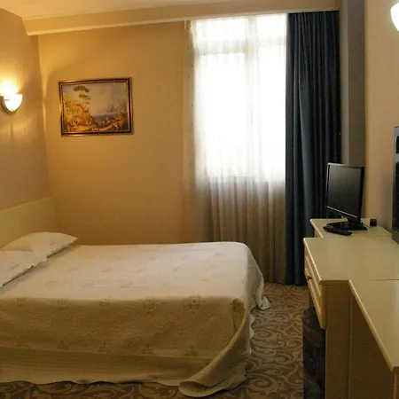 Hotel Yildiz 2*